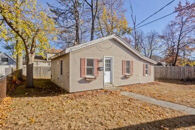53 Champlain Ave, Indian Orchard, MA 01151 - photo 4