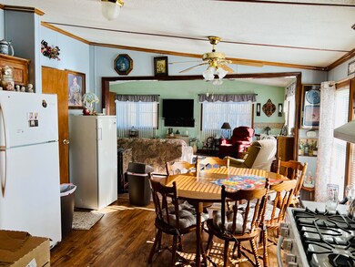 274 Bradford Rd, Plattsburgh, NY 12901 - photo 5