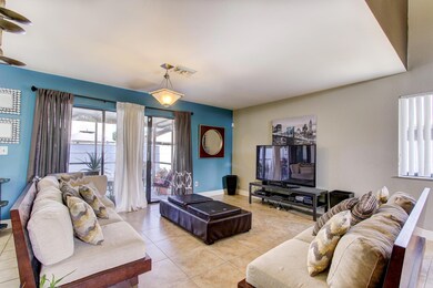 5 Kyle Way Boynton Beach FL-large-005-1-