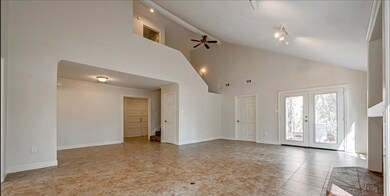 1746 Cloister Dr Apt21 Dr unit 21, Crosby, TX 77532 - photo 6
