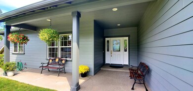 226 Sapphire Ct, Grants Pass, OR 97527 - photo 4