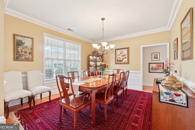 Oversized separate dining room that seats 12+ for the holiday's.