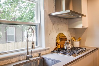 525 California St, Newtonville, MA 02460 - photo 5