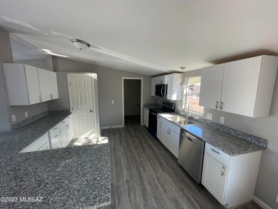 2980 E Cottonwood Club Ln, Tucson, AZ 85706 - photo 4