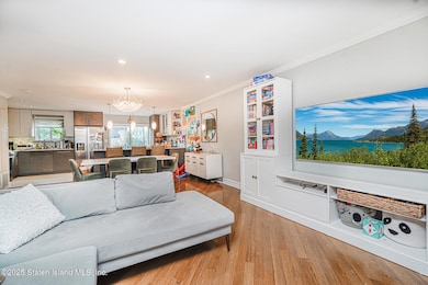 78 Claradon Ln unit 170, Staten Island, NY 10305 - photo 5