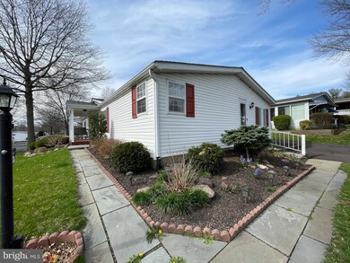 301 Hidden Springs Dr, Souderton, PA 18964 - photo 6