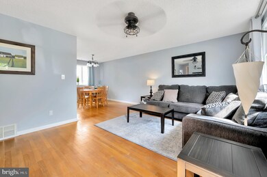 737 W 12th St, New Castle, DE 19720 - photo 3