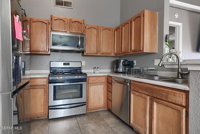 13799 Paseo Verde Dr, El Paso, TX 79928 - photo 6