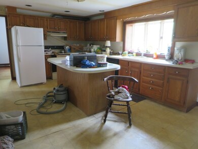 324 Old Warren Rd, Palmer, MA 01069 - photo 6