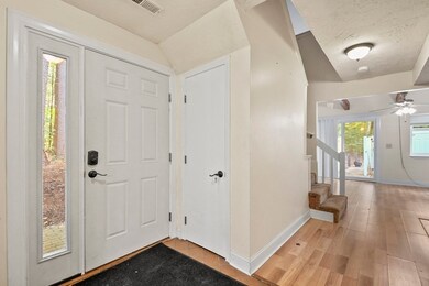 19 Meadow Pond Dr unit G, Leominster, MA 01453 - photo 2