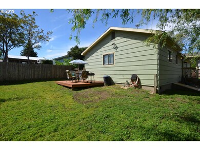 814 SE 8th St, Pendleton, OR 97801 - photo 5