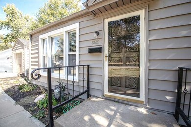 5615 Monrovia St, Shawnee, KS 66216 - photo 3