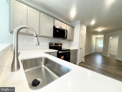 102 Weiricks Row, Charles Town, WV 25414 - photo 6