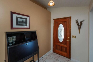 002_Foyer