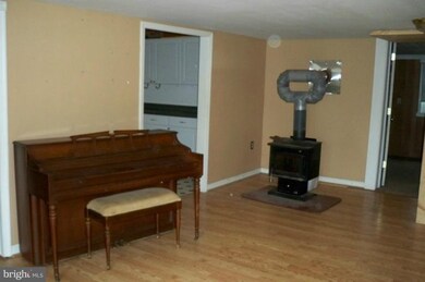 773 Sir Johns Run Rd, Berkeley Springs, WV 25411 - photo 7