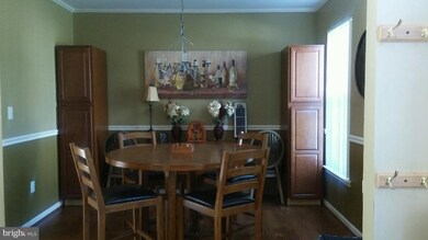 3705 Thomasson Crossing Dr, Triangle, VA 22172 - photo 4