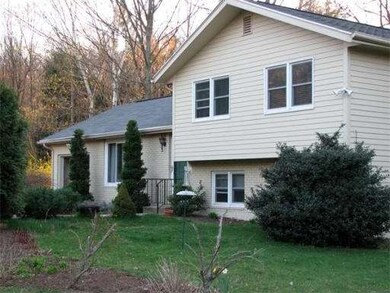 966 Bay Rd, Amherst, MA 01002 - photo 3