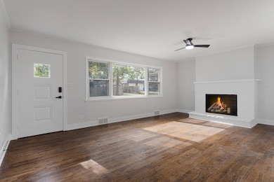 606 Longfellow Ave, Deerfield, IL 60015 - photo 2