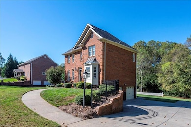 8930 Doubletree Ln, Clemmons, NC 27012 - photo 3