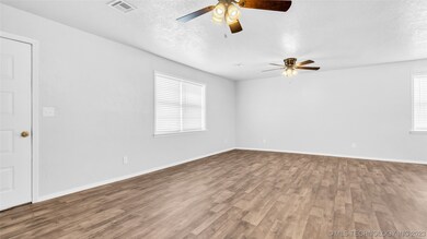 939 6th St, Wilson, OK 73463 - photo 3