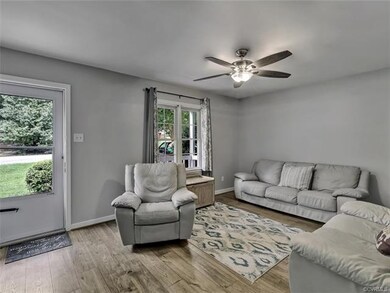 12103 Southernbelle Ct, Midlothian, VA 23112 - photo 3