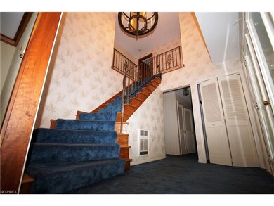 Large Open foyer - Imagine the picture memories th