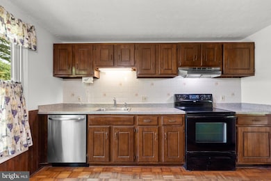 6746 Pyramid Way, Columbia, MD 21044 - photo 7