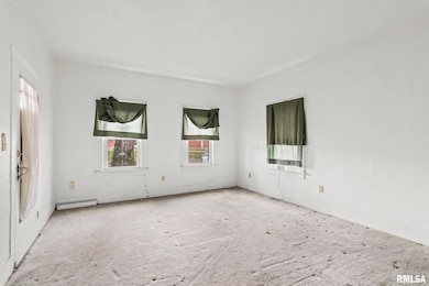 1504 E Phillips St, Springfield, IL 62702 - photo 3