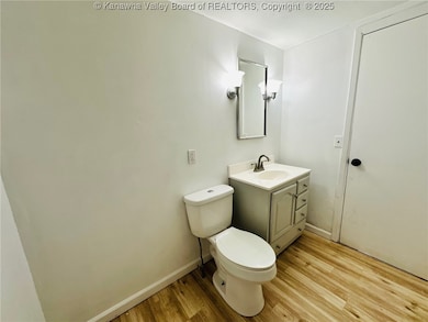 2262 Main Dr, Saint Albans, WV 25177 - photo 6