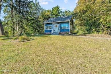 183 Maple Ave, Schenectady, NY 12302 - photo 2