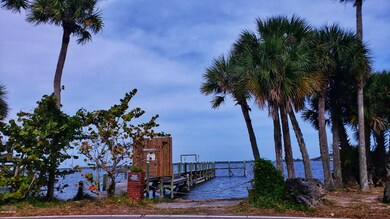 Walk to community Dock