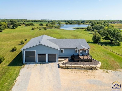 5900 SW Valencia Rd, Topeka, KS 66610 - photo 2