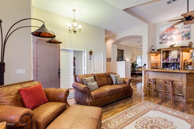 Holguin-living and dining