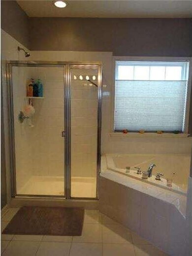 909 Rathlin Ln, Bear, DE 19701 - photo 7