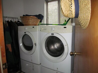 1370 Branstetter Ln, Redding, CA 96001 - photo 5