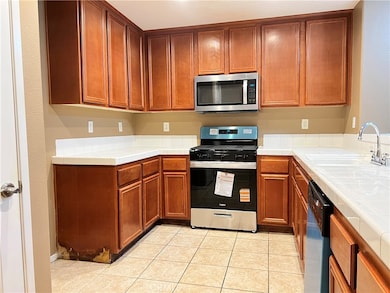 25820 Iris Ave unit C, Moreno Valley, CA 92551 - photo 4