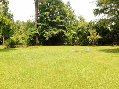 305 Lakewood Dr, Jacksonville, NC 28546 - photo 5