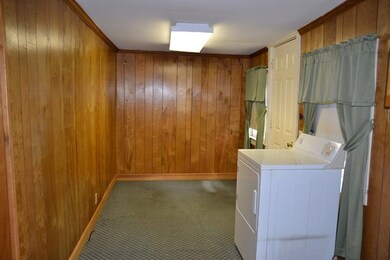 Kitchen/Laundry