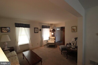 241 Cypress Ln, New Holland, PA 17557 - photo 6