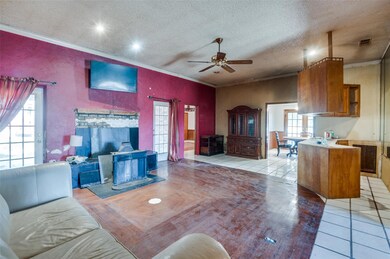 1453 Peel Rd, Springtown, TX 76082 - photo 7