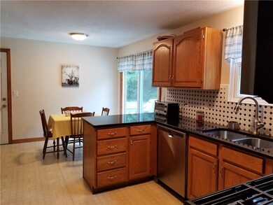 12 Clover Dr, Coventry, RI 02816 - photo 3