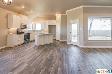 505 Juniper Dr, Troy, TX 76579 - photo 3