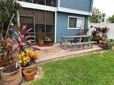 6033 34th St W unit 71, Bradenton, FL 34210 - photo 3