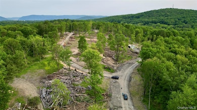 18 Midway Dr, Newburgh, NY 12550 - photo 7