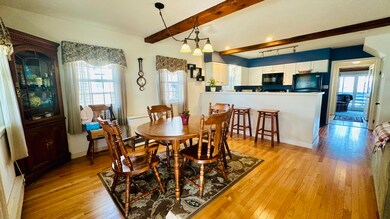 26 Cedar Ave - Downstairs - Dining Area
