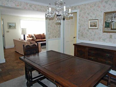 Dining Room. Open dining room .