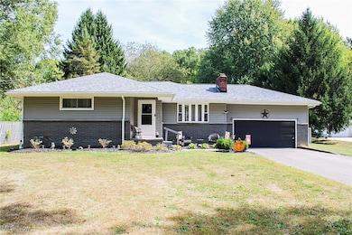 3267 S Leavitt Rd SW, Warren, OH 44481 - photo 2