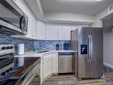 Large side-by-side refrigerator