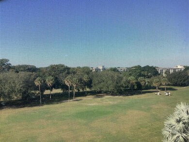 575 Oaks Ln unit 608, Pompano Beach, FL 33069 - photo 5