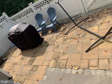 103 Camelot Ct, Princeton, NJ 08540 - photo 7